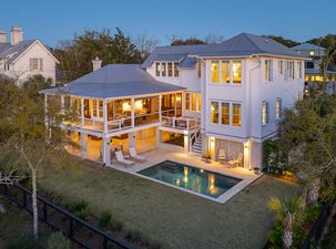 Exquisite Marsh Front Residence